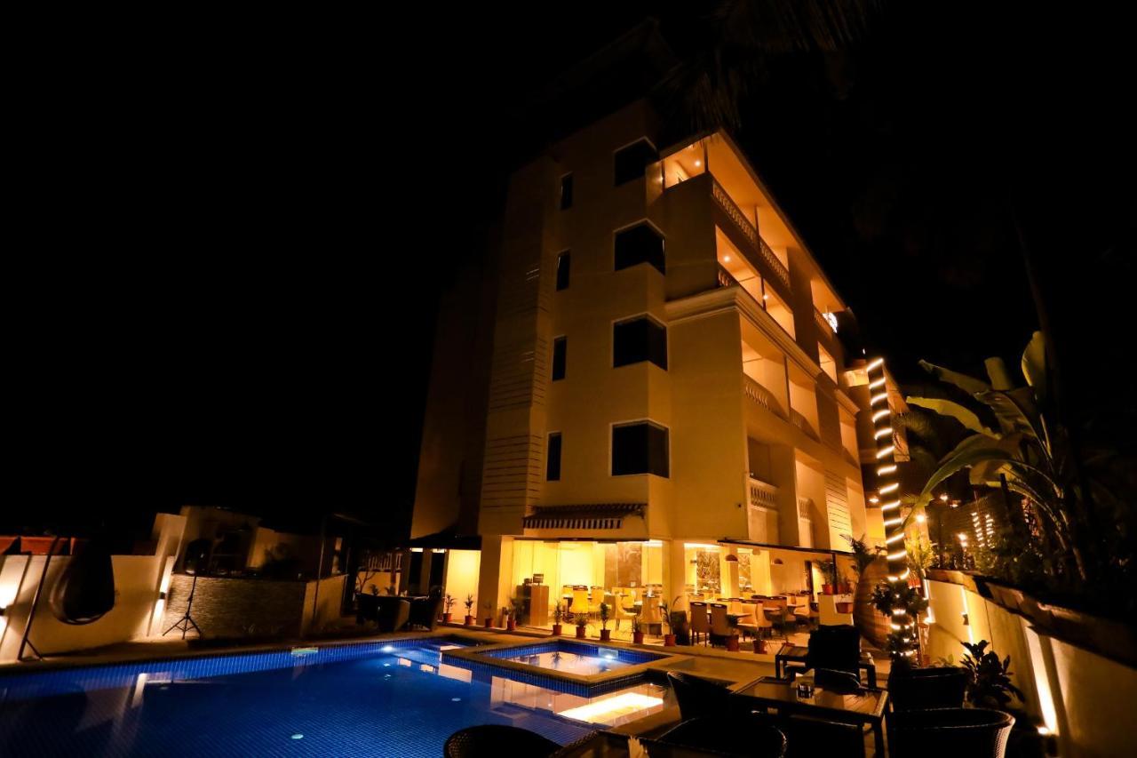 Calux Grand Baga - Formerly Amara Grand Εξωτερικό φωτογραφία